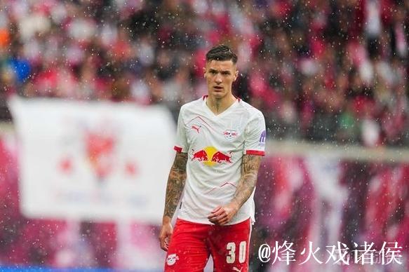 记者：在因伤病缺席曼联4场比赛后，谢什科本轮将重回替补席