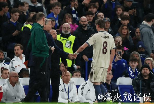 欧冠-埃斯特旺点球破门凯塞多立功 切尔西大胜阿贾克斯5-1 欧冠-埃斯特旺点球破门凯塞多立功 切尔西大胜阿贾克斯5-1